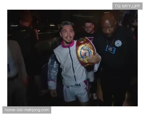 普罗格雷斯击败帕里，赢得WBC超轻量级挑战者资格